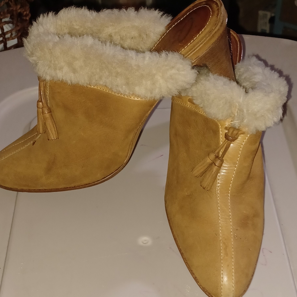 Arturo Chiango heeled mule